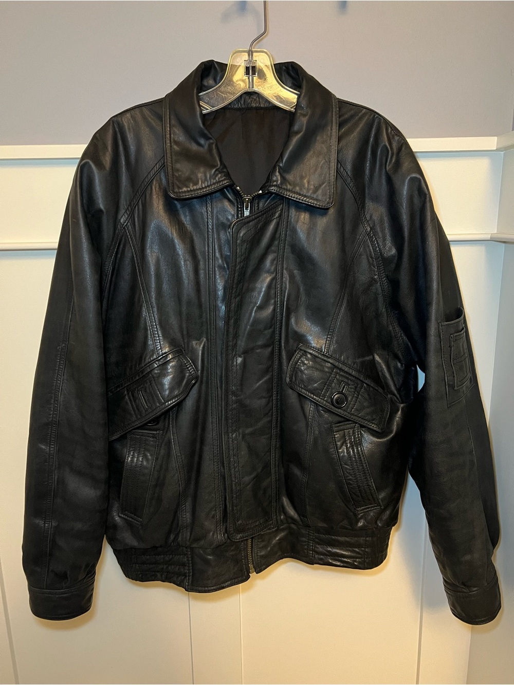 Vintage Bellissimo 80’s-90’s leather jacket